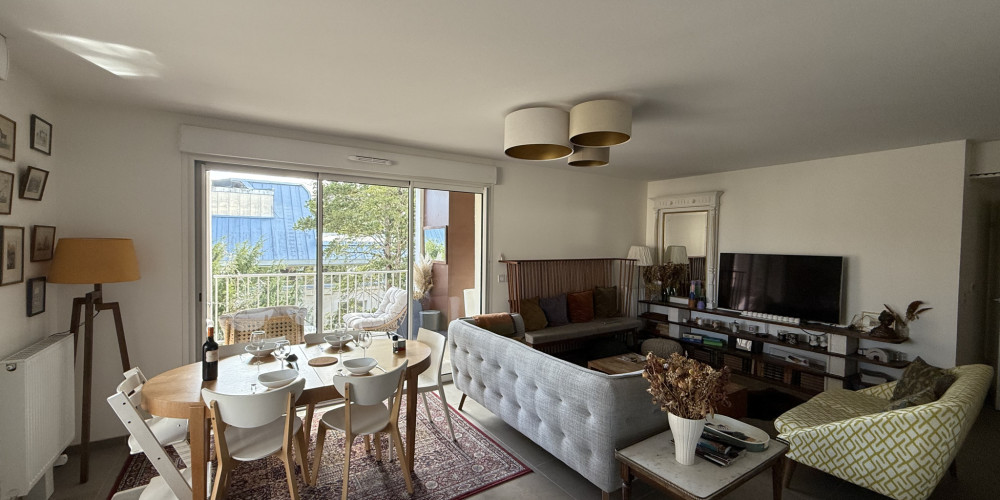 appartement à LE BOUSCAT (33110)