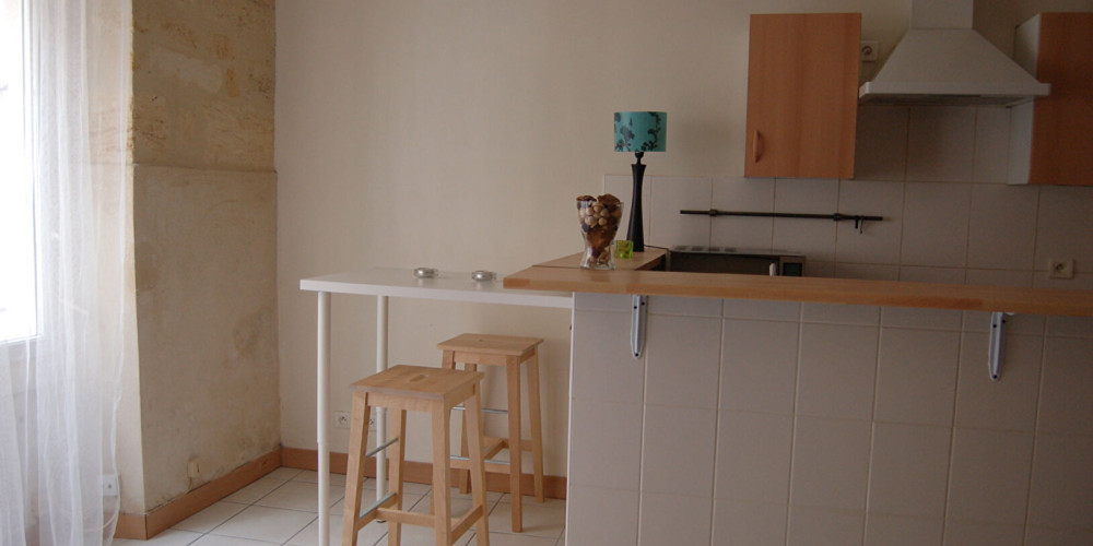 appartement à BORDEAUX (33300)