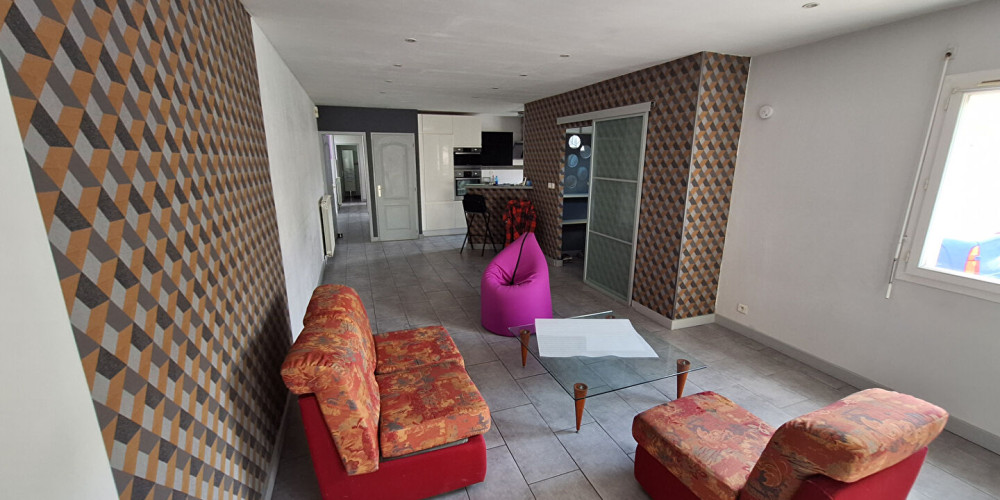 maison à VILLENAVE D ORNON (33140)