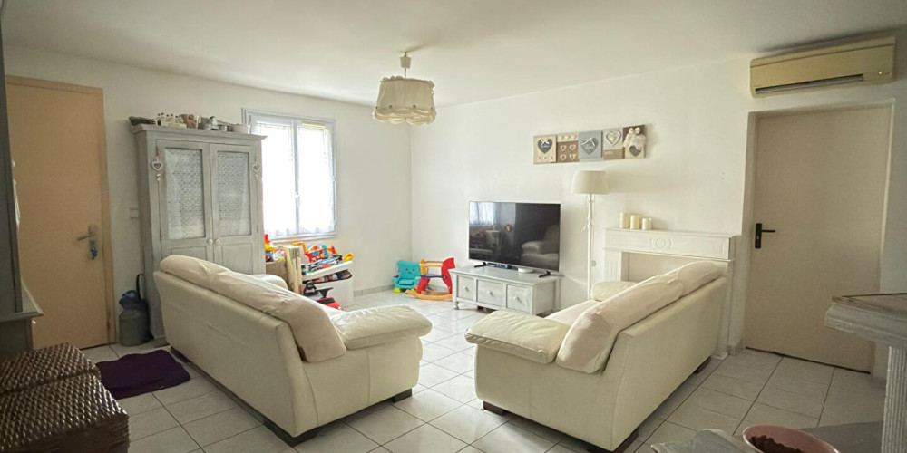 maison à AMBARES ET LAGRAVE (33440)