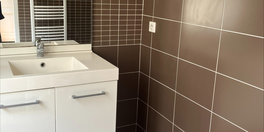 appartement à BORDEAUX (33000)