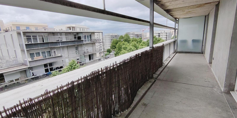 appartement à BORDEAUX (33800)