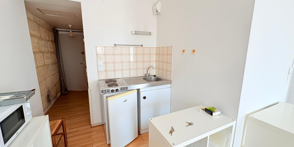 appartement à BORDEAUX (33800)