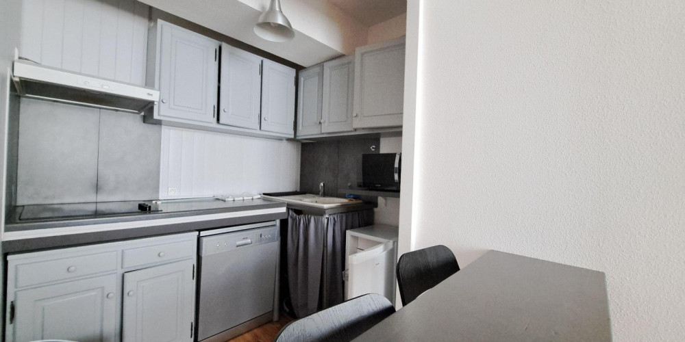 appartement à BORDEAUX (33000)