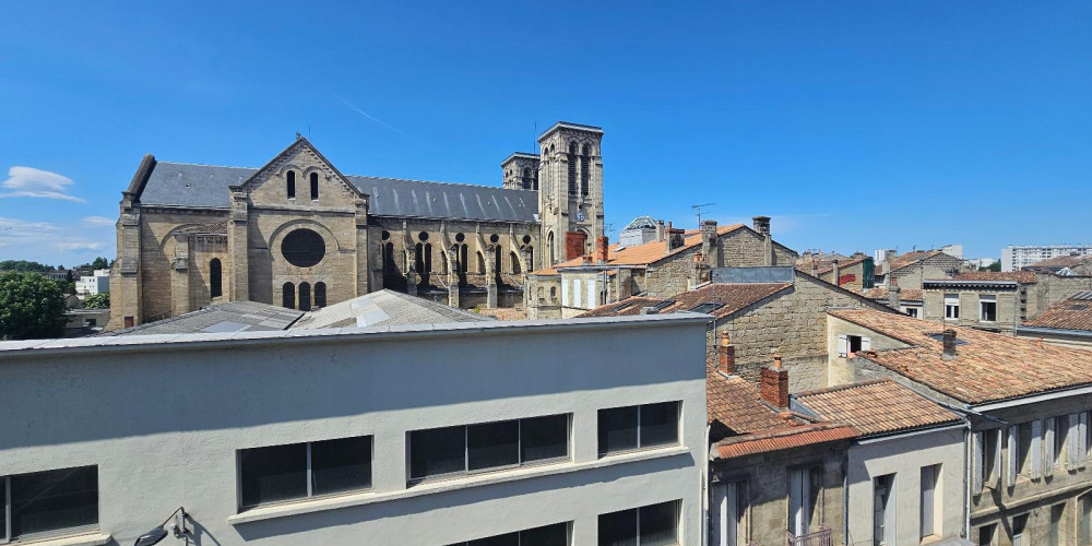 appartement à BORDEAUX (33000)