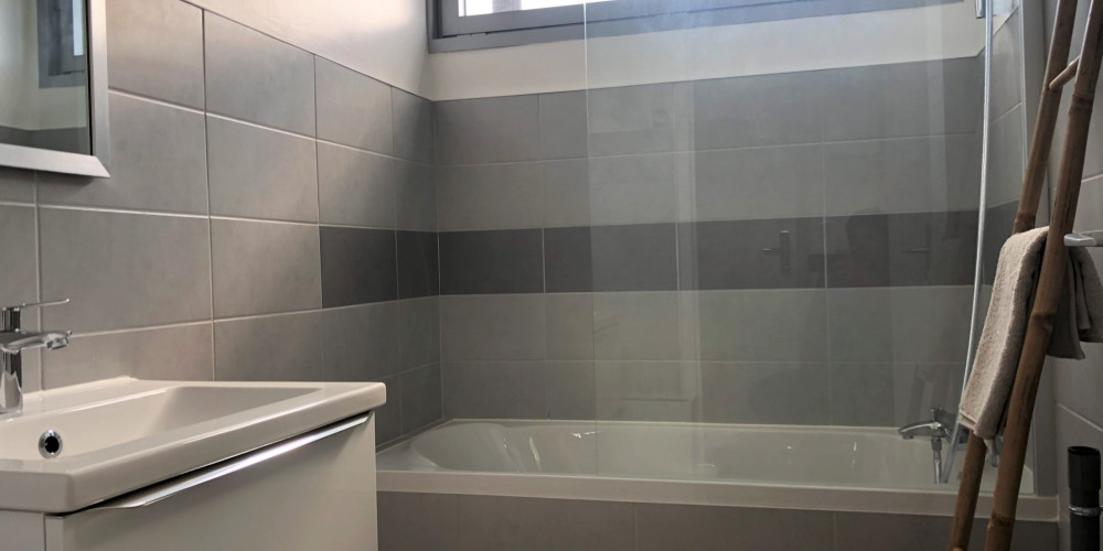 appartement à BORDEAUX (33800)