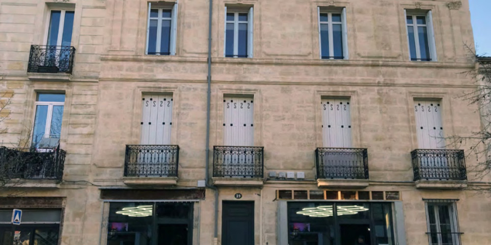 appartement à BORDEAUX (33800)