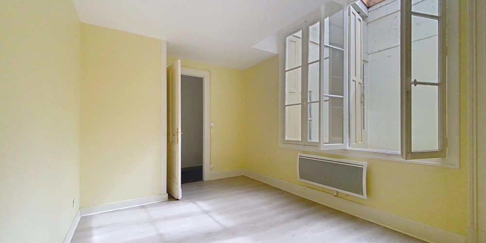 appartement à PELLEGRUE (33790)