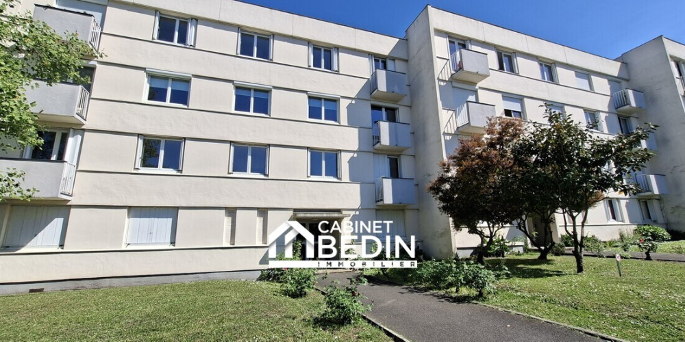 appartement à BRUGES (33520)