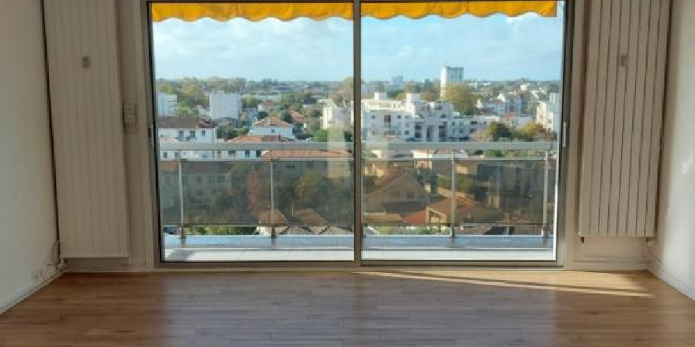 appartement à BORDEAUX (33200)
