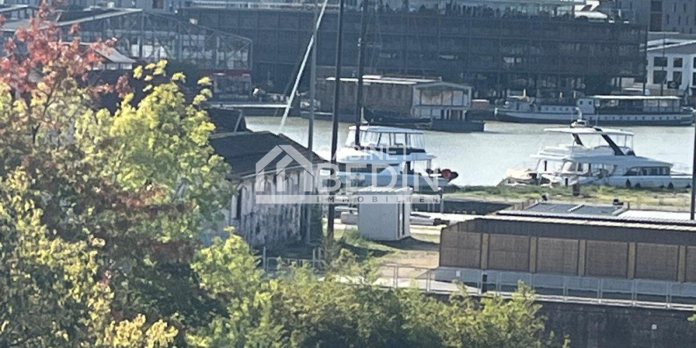 appartement à BORDEAUX (33300)