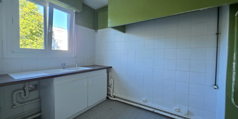 appartement à BORDEAUX (33000)