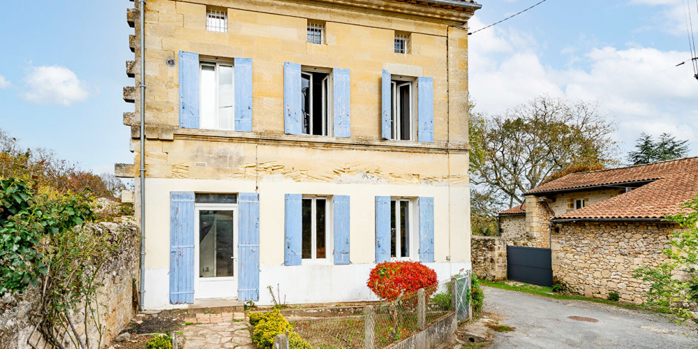 maison à ST PHILIPPE D AIGUILLE (33350)