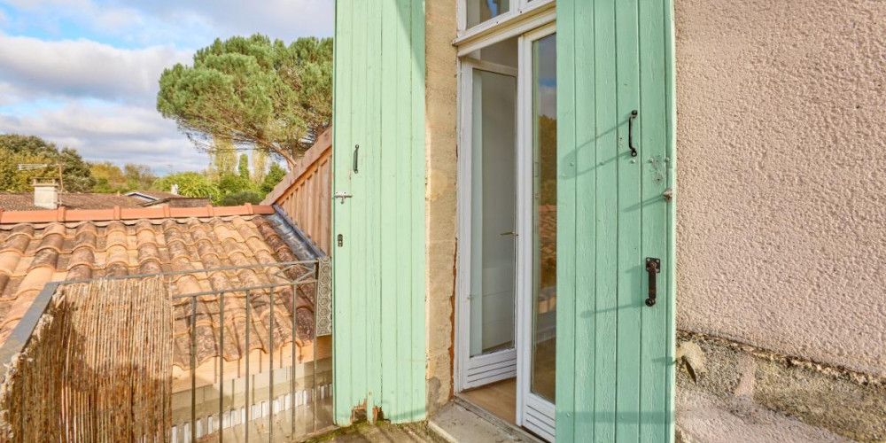 appartement à PODENSAC (33720)