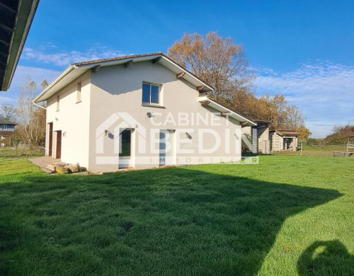 maison  AMBARES ET LAGRAVE