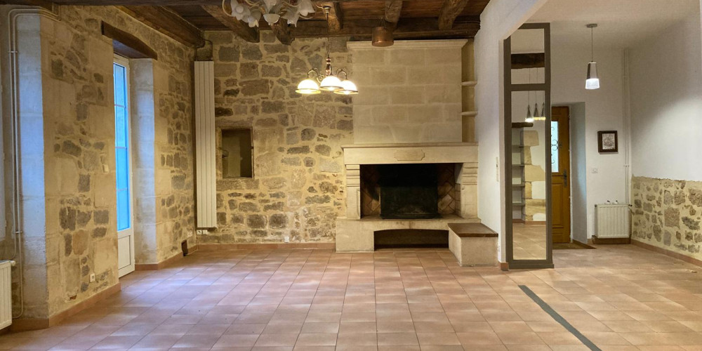 maison à SAUVETERRE DE GUYENNE (33540)