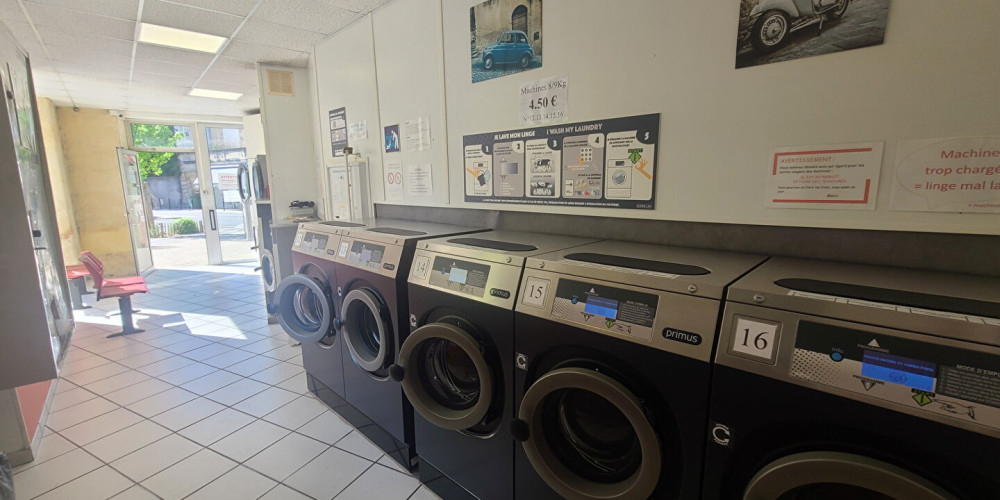 local commercial à BORDEAUX (33000)
