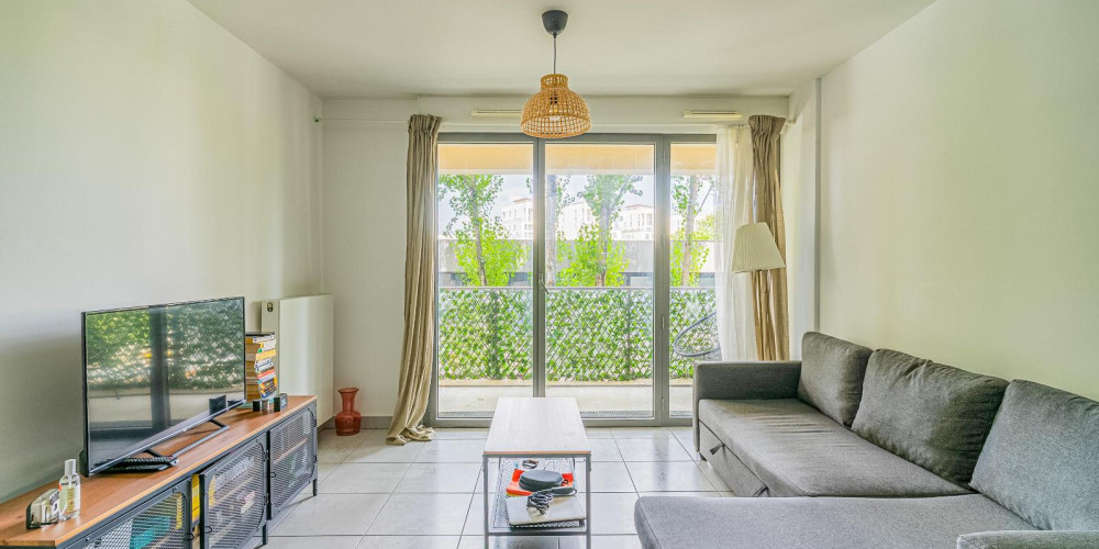 appartement à BORDEAUX (33100)