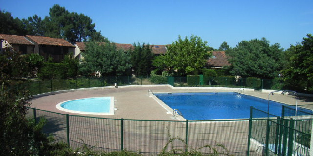 appartement à LACANAU (33680)