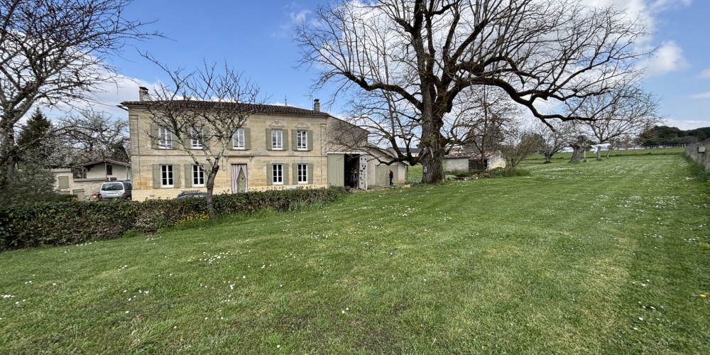 maison à DARDENAC (33420)
