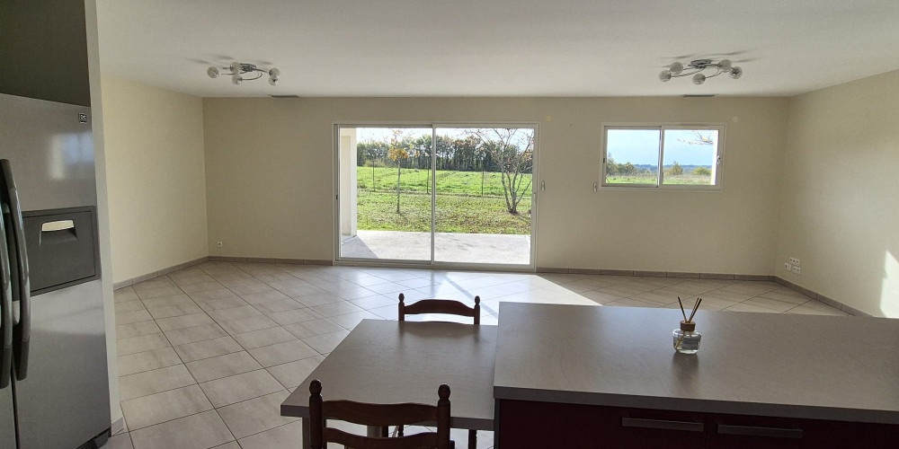 maison à ST QUENTIN DE BARON (33750)