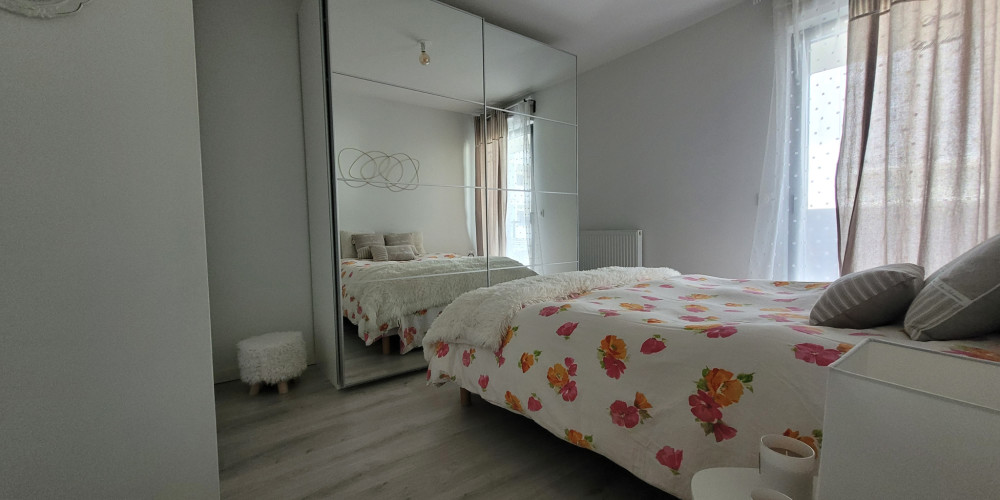 appartement à BRUGES (33520)