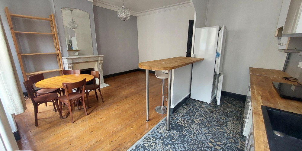 appartement à BORDEAUX (33000)