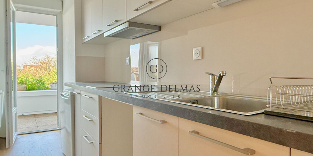 appartement à BORDEAUX (33000)