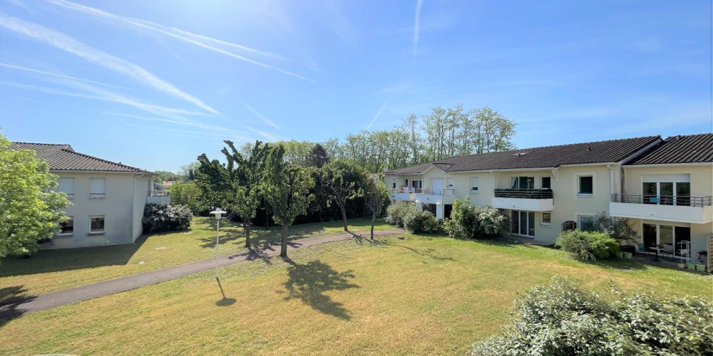 appartement à PINEUILH (33220)