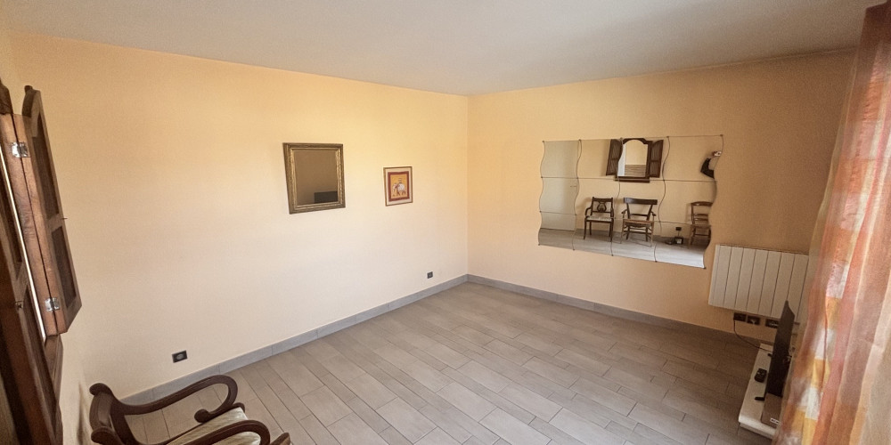 appartement à BORDEAUX (33000)