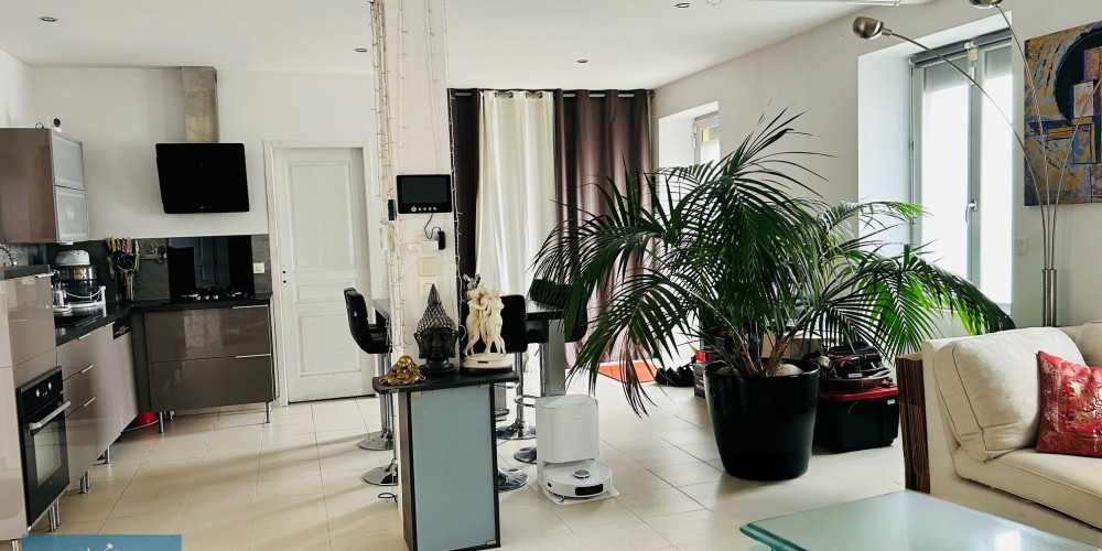 maison à MOULIS EN MEDOC (33480)