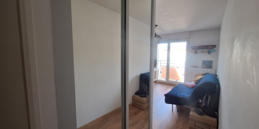 appartement à BORDEAUX (33800)