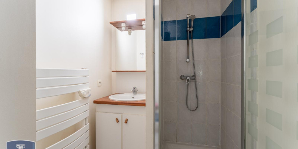 appartement à BORDEAUX (33300)