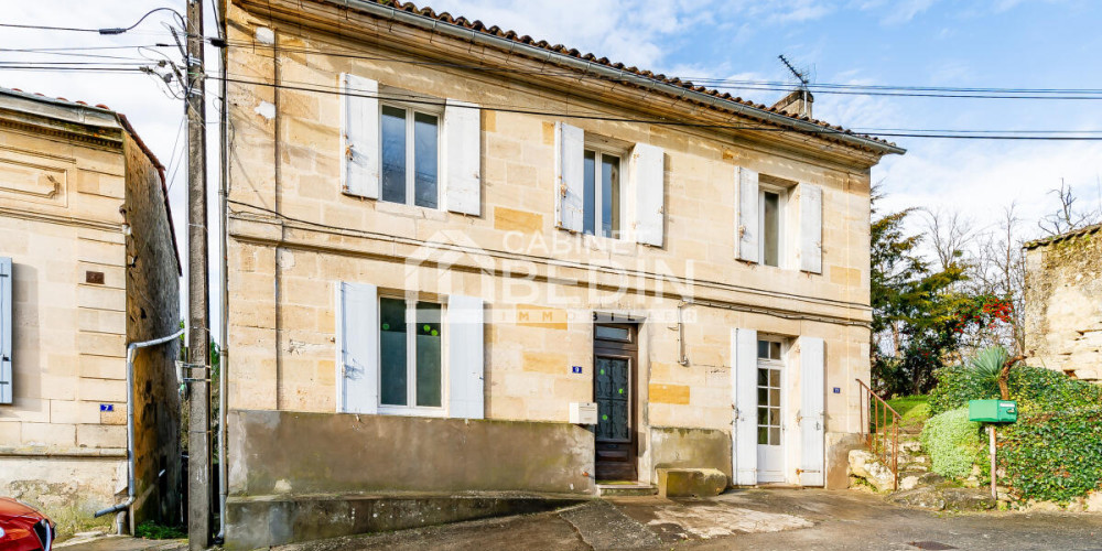 maison à TAURIAC (33710)