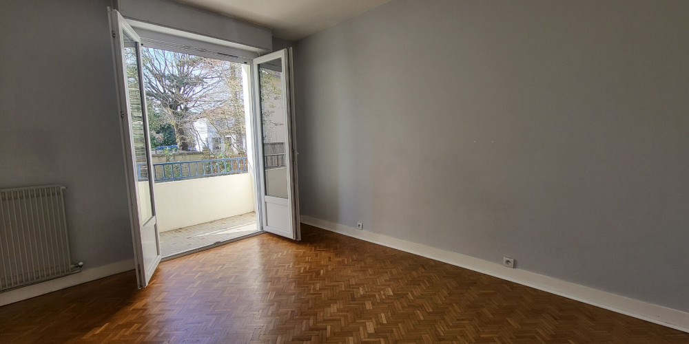 appartement à BORDEAUX (33200)