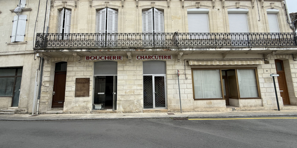 immeuble à GUITRES (33230)