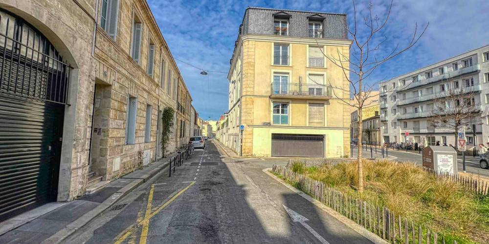 appartement à BORDEAUX (33000)