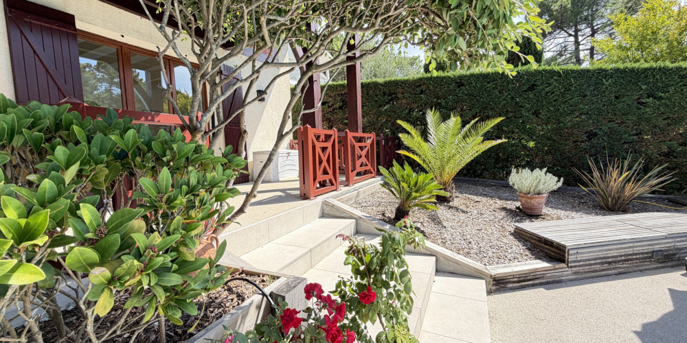 maison à LACANAU (33680)