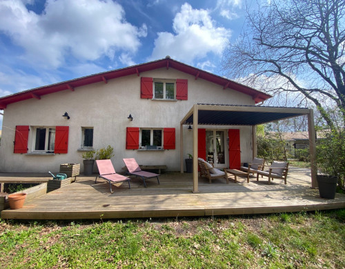 maison  ARES