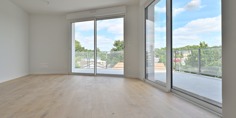 appartement à PESSAC (33600)