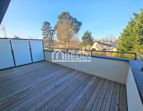 appartement  ST JEAN D ILLAC