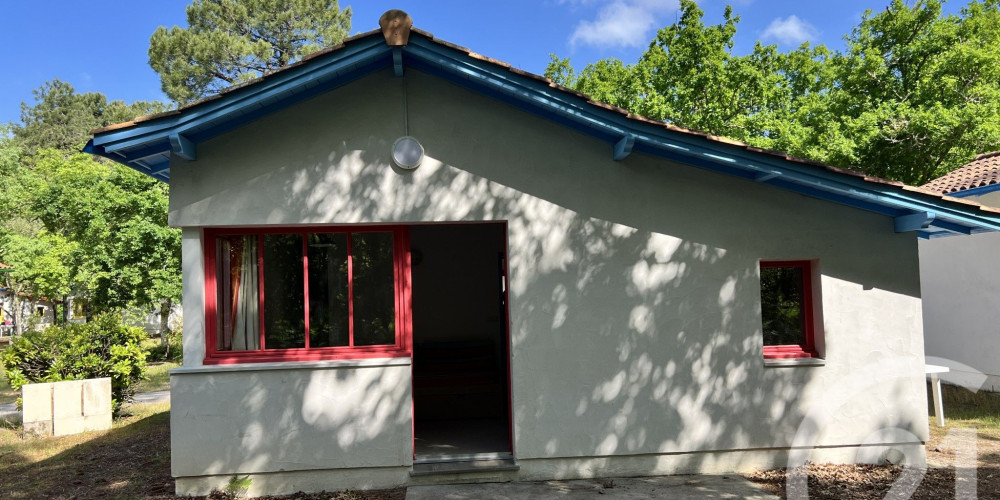 maison à ARES (33740)