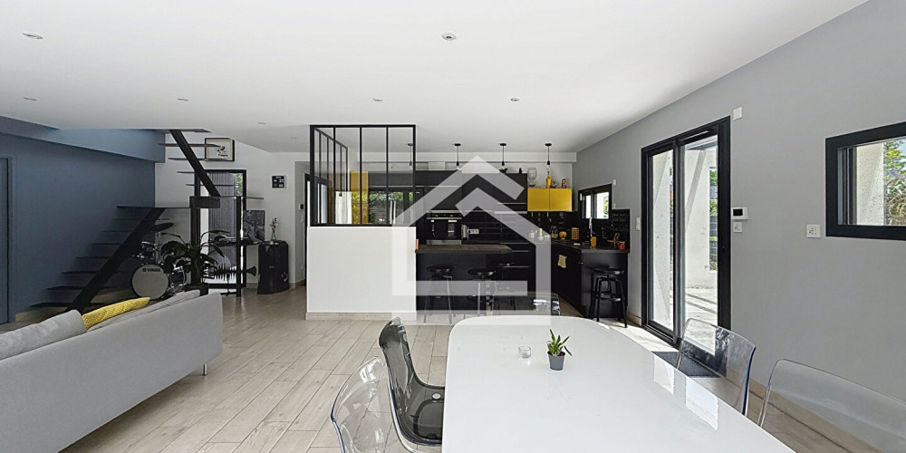 maison à ST AUBIN DE MEDOC (33160)