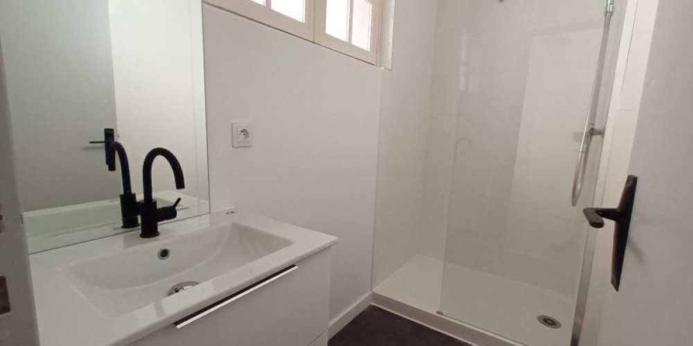 appartement à BORDEAUX (33000)