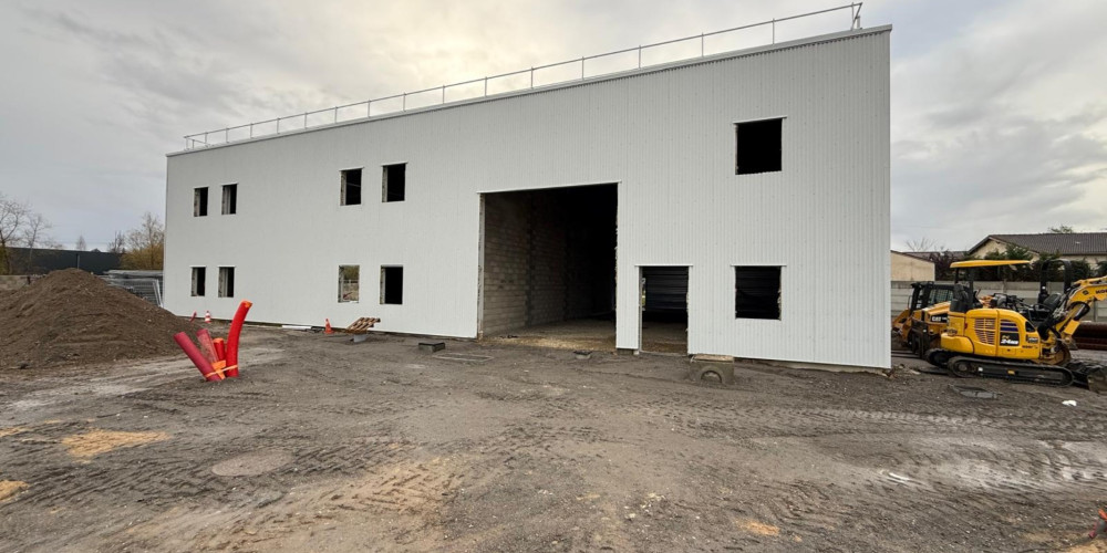 local industriel à AMBARES ET LAGRAVE (33440)