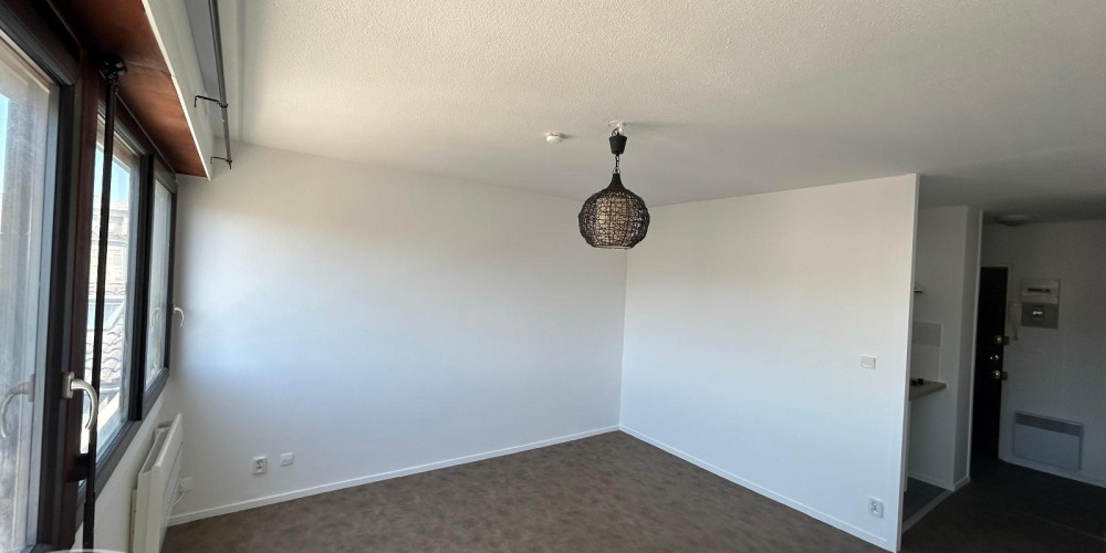 appartement à BORDEAUX (33000)