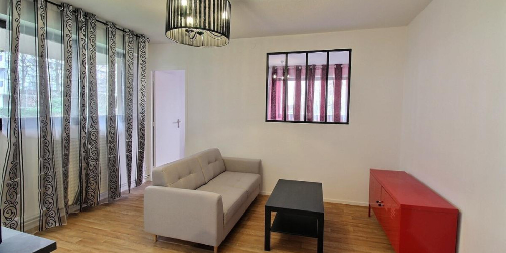 appartement à LE BOUSCAT (33110)