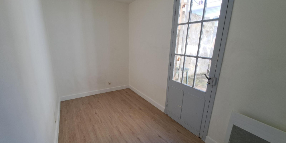 appartement à BORDEAUX (33000)