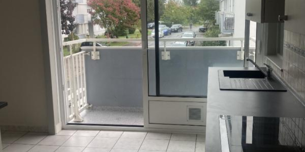 appartement à BRUGES (33520)