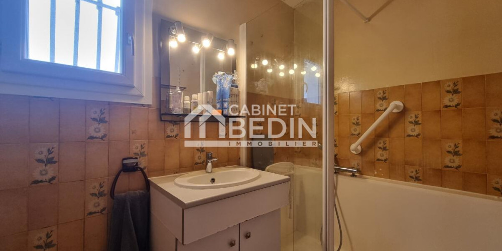 maison à ARES (33740)